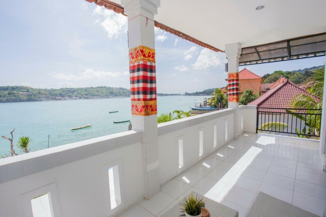 The Waterfront Beach House レンボンガン島 エクステリア 写真